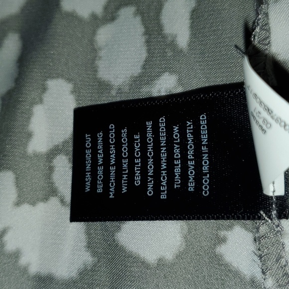 NWT Vera Wang Top - Picture 8 of 9